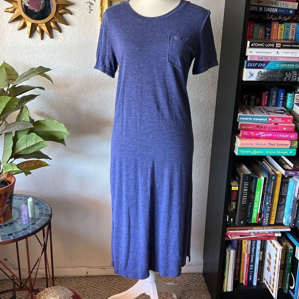 Jessica Simpson Size medium Heather Blue T shirt dress Mid calf